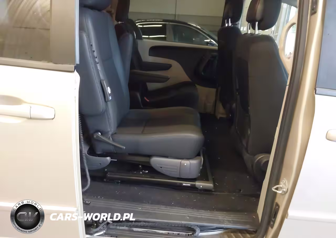 2016 Dodge Grand Caravan Sxt VIN:2C4RDGCGXGR274433 - 8