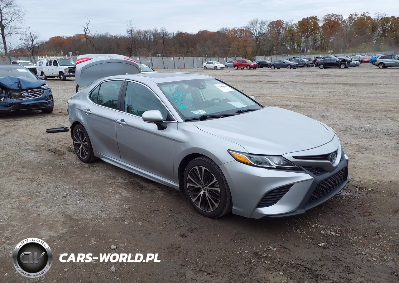 2020 Toyota Camry Se