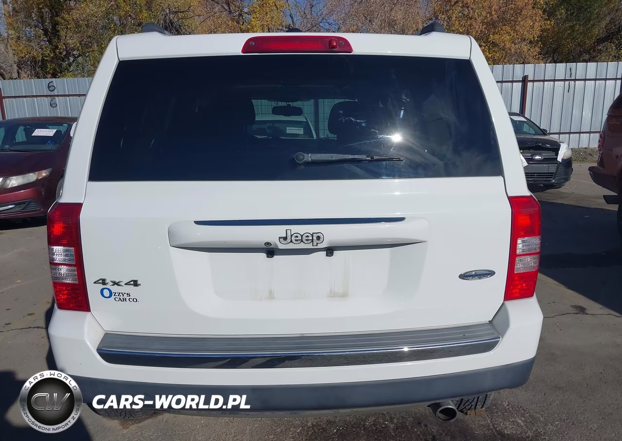 2016 Jeep Patriot High Altitude Edition VIN:1C4NJRFB5GD789667 - 17
