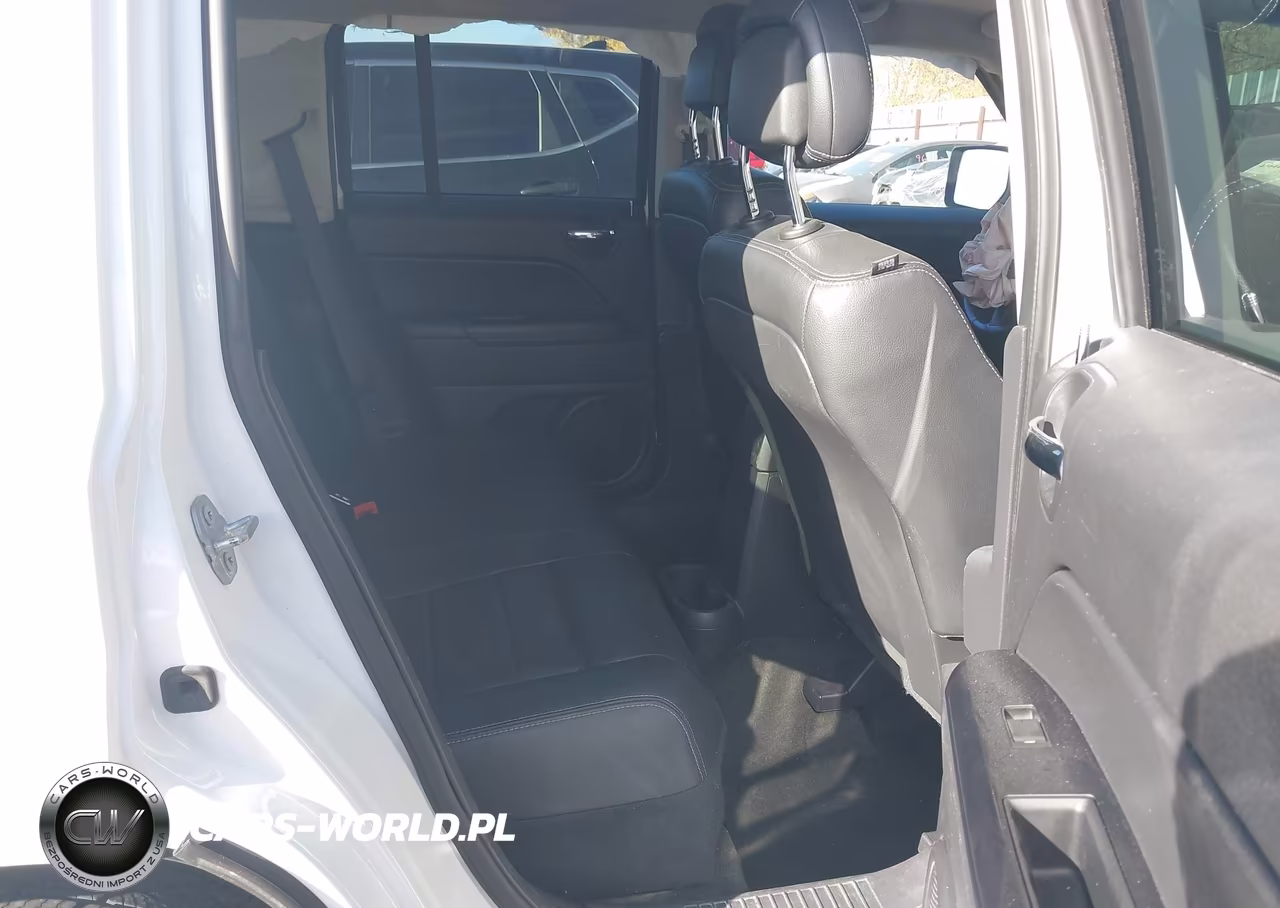 2016 Jeep Patriot High Altitude Edition VIN:1C4NJRFB5GD789667 - 8