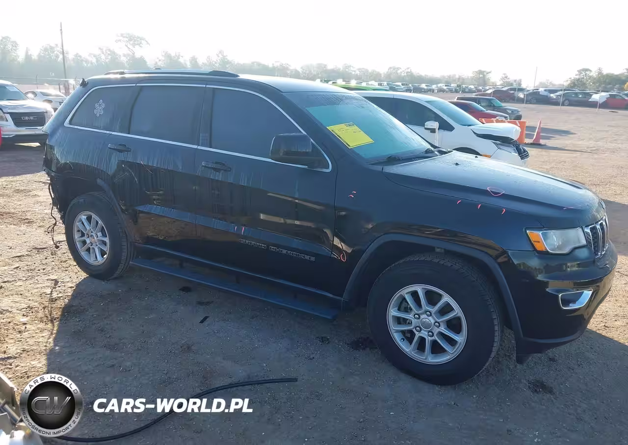 2018 Jeep Grand Cherokee Laredo E 4X2