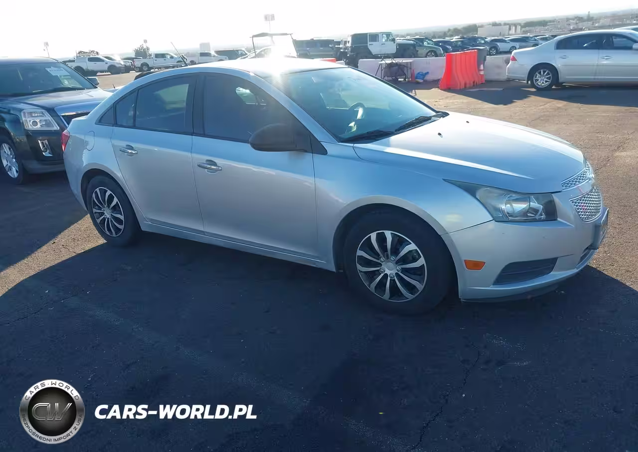 2013 Chevrolet Cruze Ls Auto