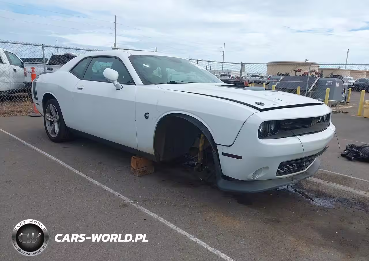 2017 Dodge Challenger 392 Hemi Scat Pack Shaker