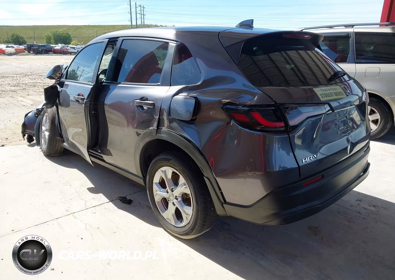 2024 Honda Hr-V Awd Lx VIN:3CZRZ2H3XRM702001 - 3