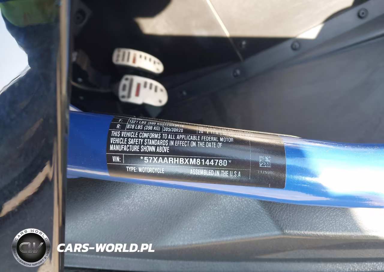 2021 Polaris Slingshot R-Le VIN:57XAARHBXM8144780 - 9