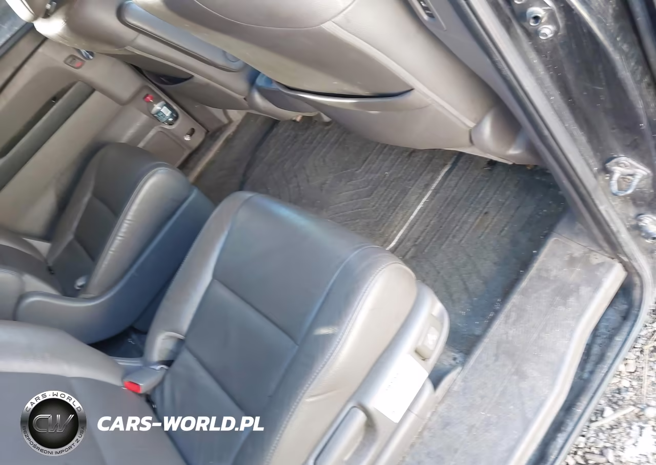 2015 Honda Odyssey Ex-L VIN:5FNRL5H65FB052898 - 8
