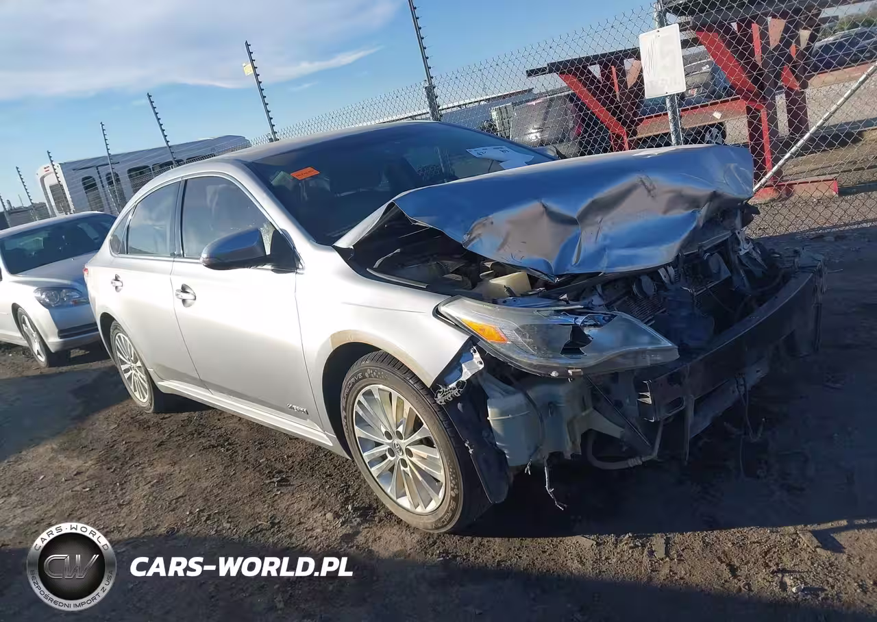 2015 Toyota Avalon Hybrid Limited