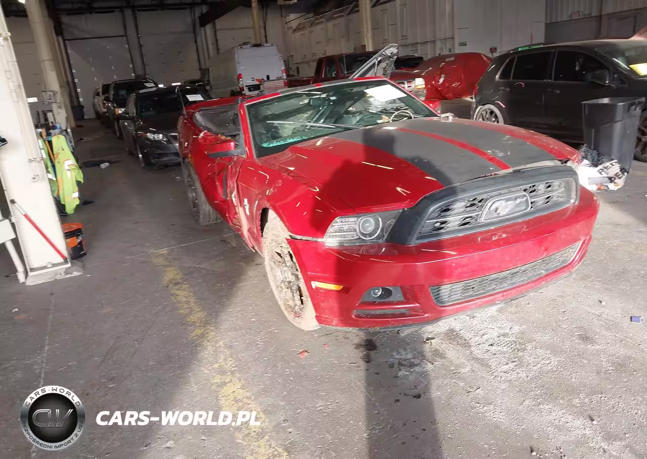 2013 Ford Mustang V6 Premium