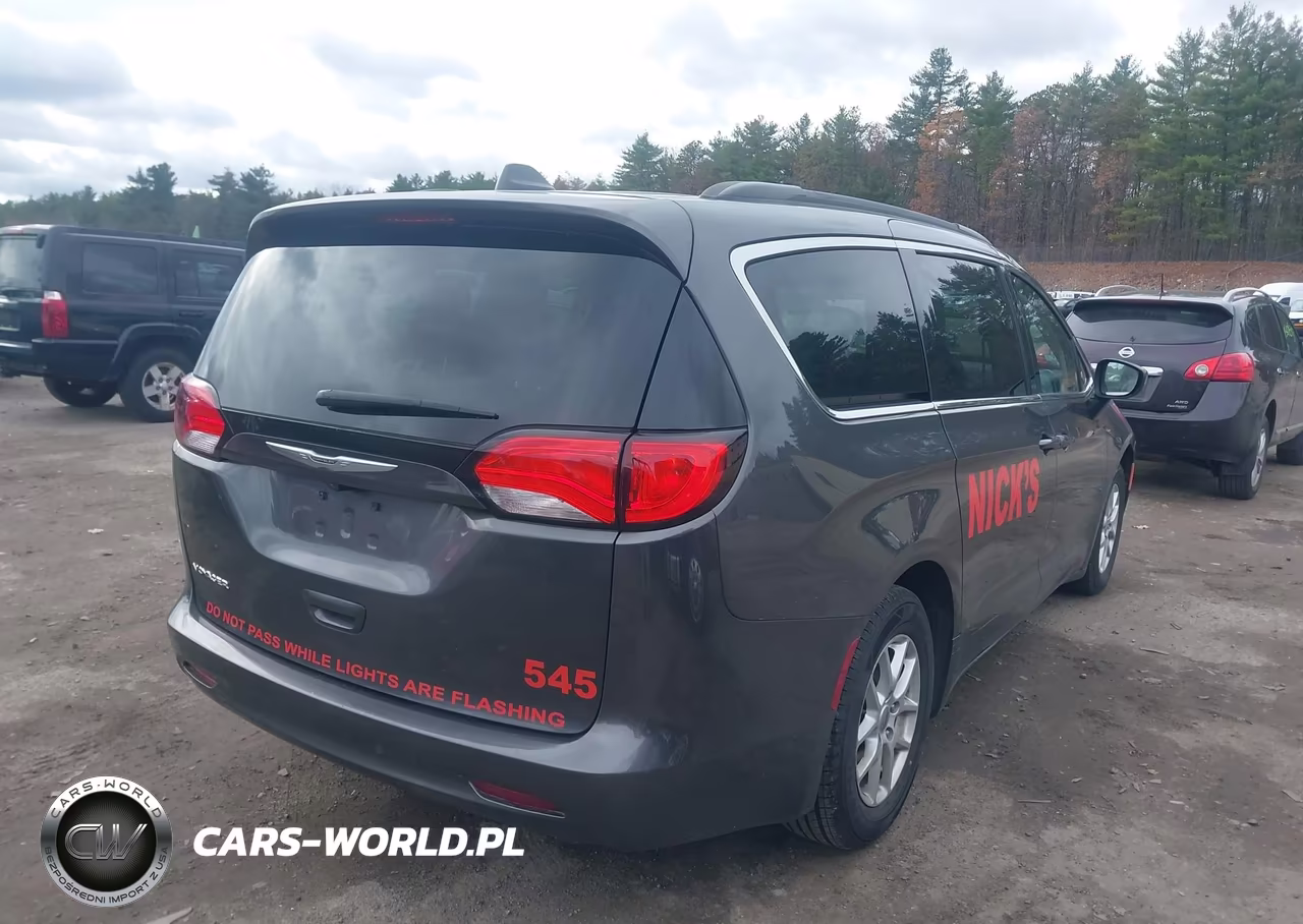 2021 Chrysler Voyager Lxi VIN:2C4RC1DG8MR527307 - 4