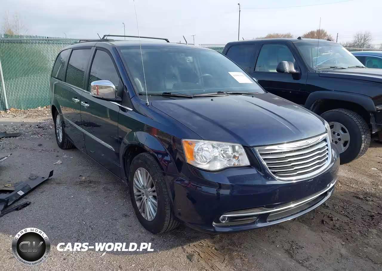 2015 Chrysler Town & Country Touring-L