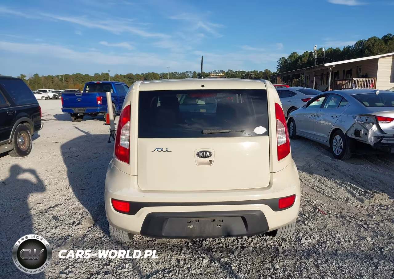 2013 Kia Soul VIN:KNDJT2A56D7530424 - 16