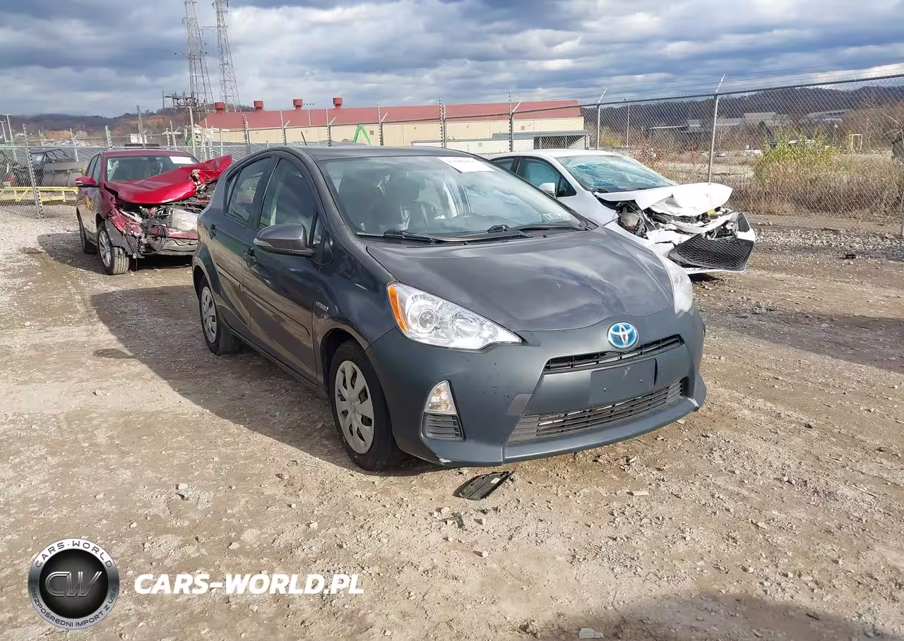 2013 Toyota Prius C Two