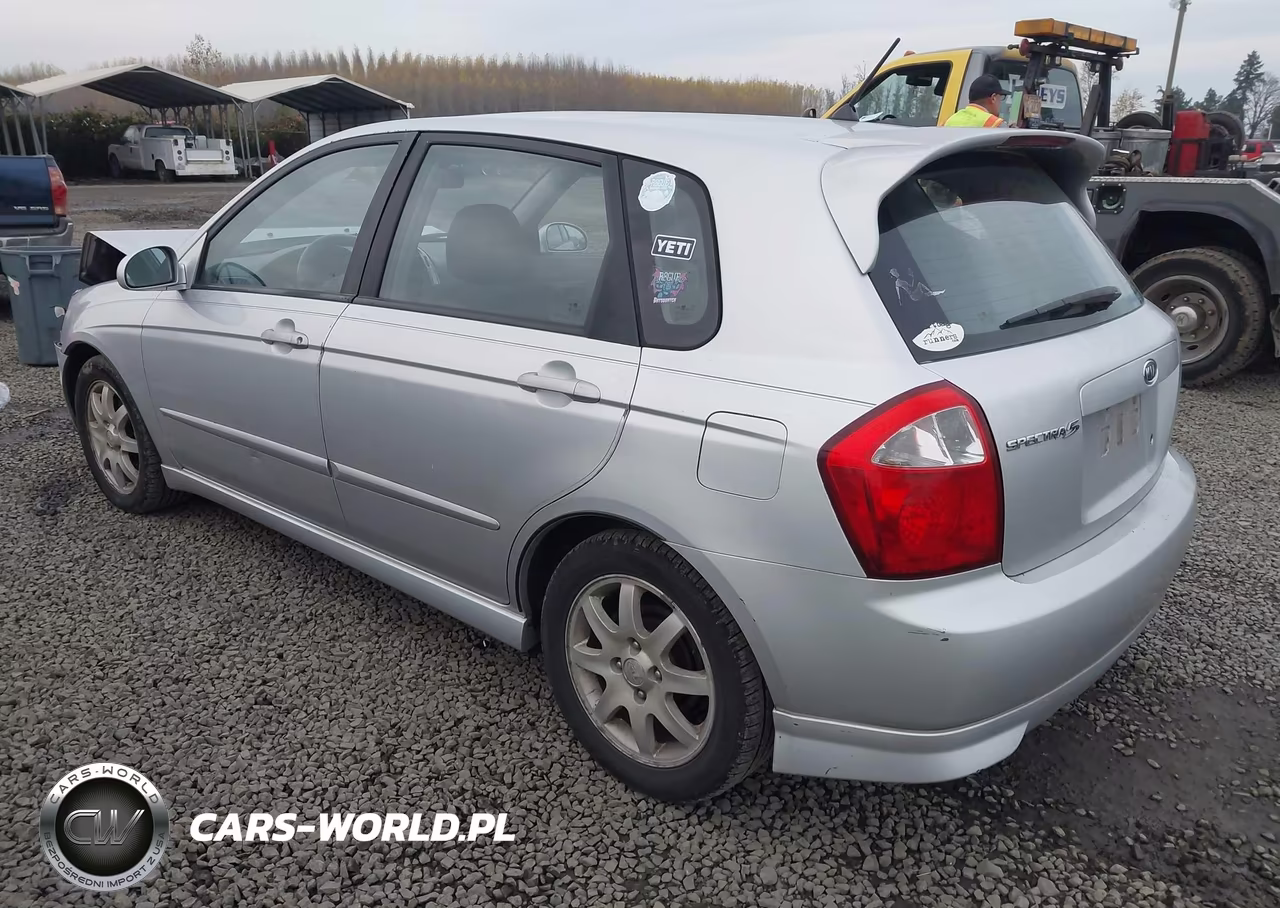 2006 Kia Spectra5 VIN:KNAFE162265288140 - 3