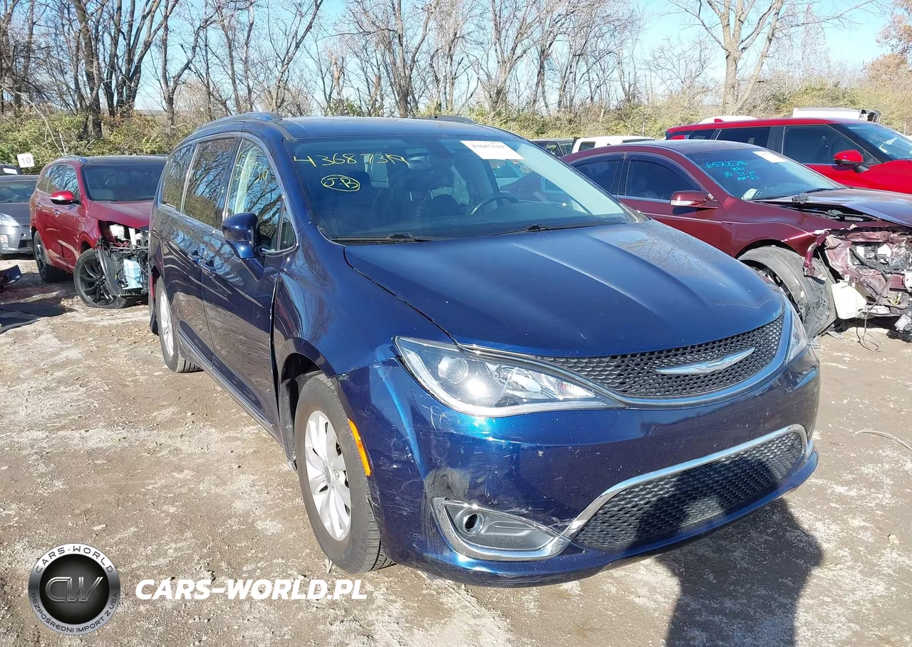 2018 Chrysler Pacifica Touring L – zdjęcie 1 z 16