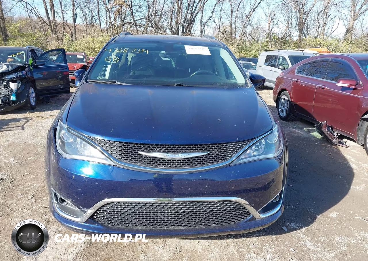 2018 Chrysler Pacifica Touring L VIN:2C4RC1BG6JR139412 - 12