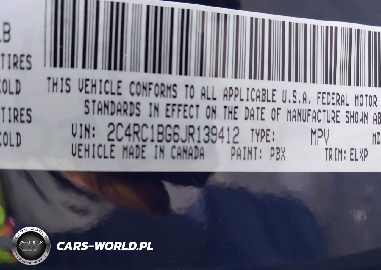 2018 Chrysler Pacifica Touring L VIN:2C4RC1BG6JR139412 - 9
