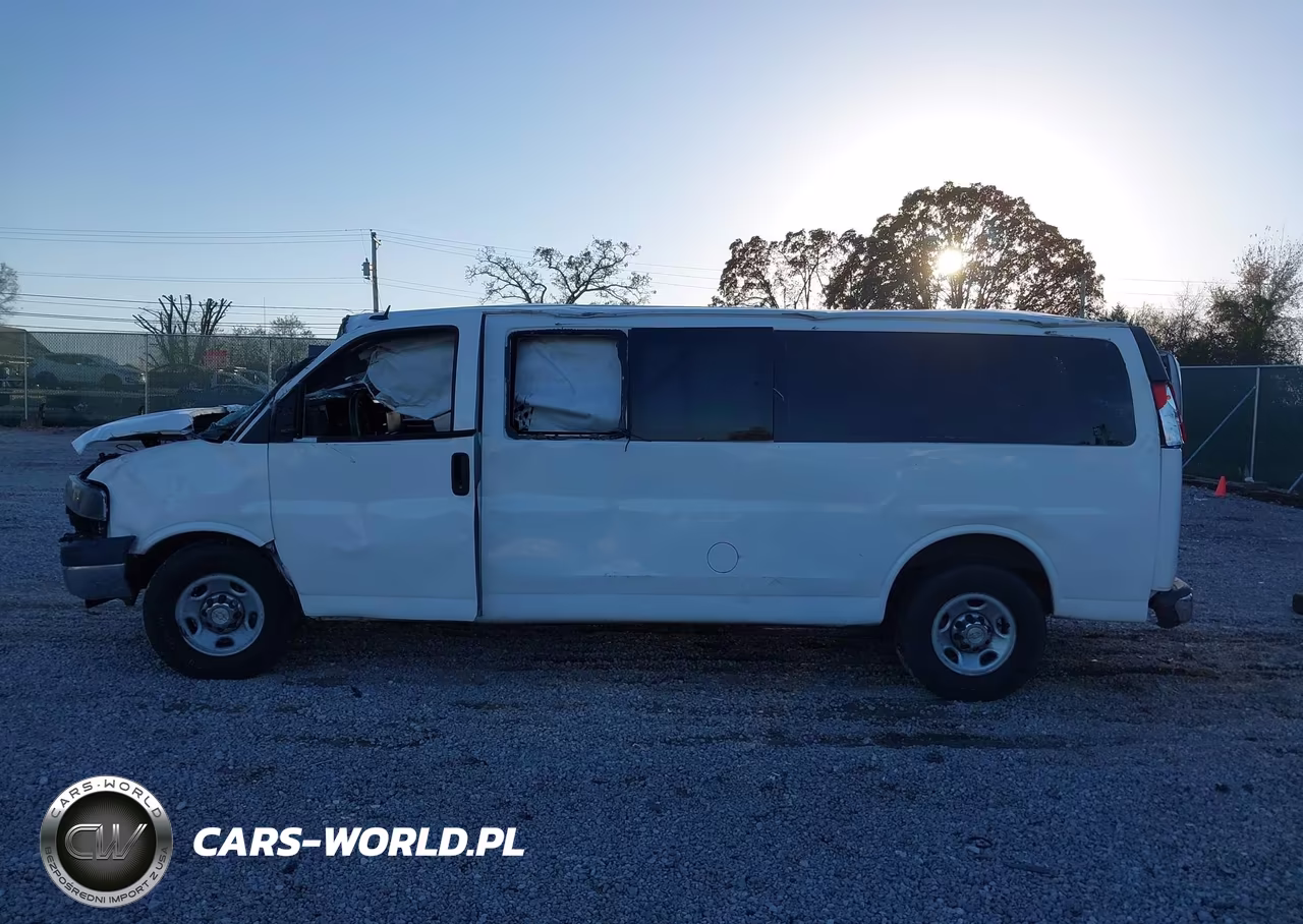 2014 Chevrolet Express 3500 Lt VIN:1GAZG1FGXE1204070 - 13