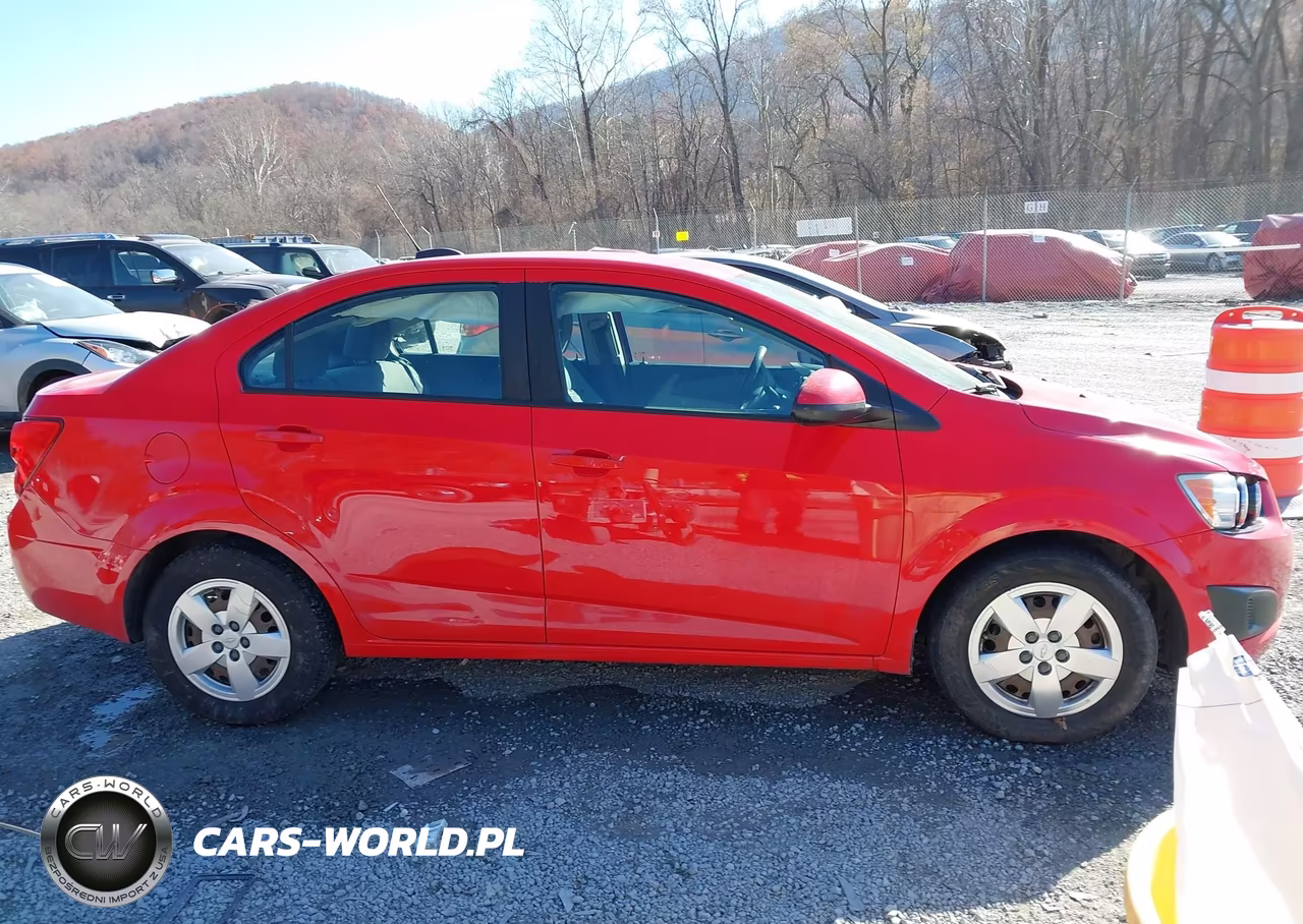 2016 Chevrolet Sonic Ls Manual VIN:1G1JB5SH7G4128309 - 13