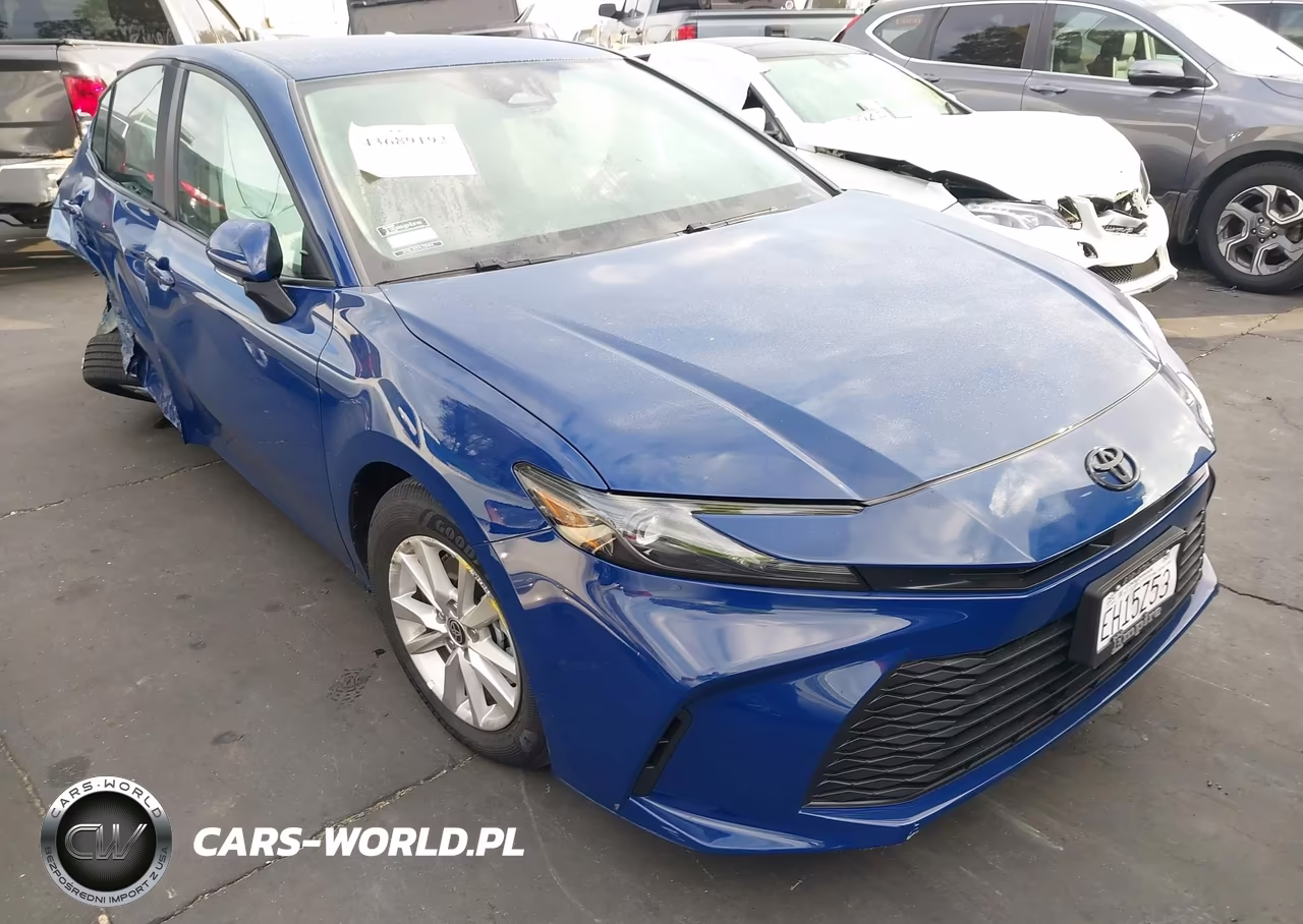 2025 Toyota Camry Le