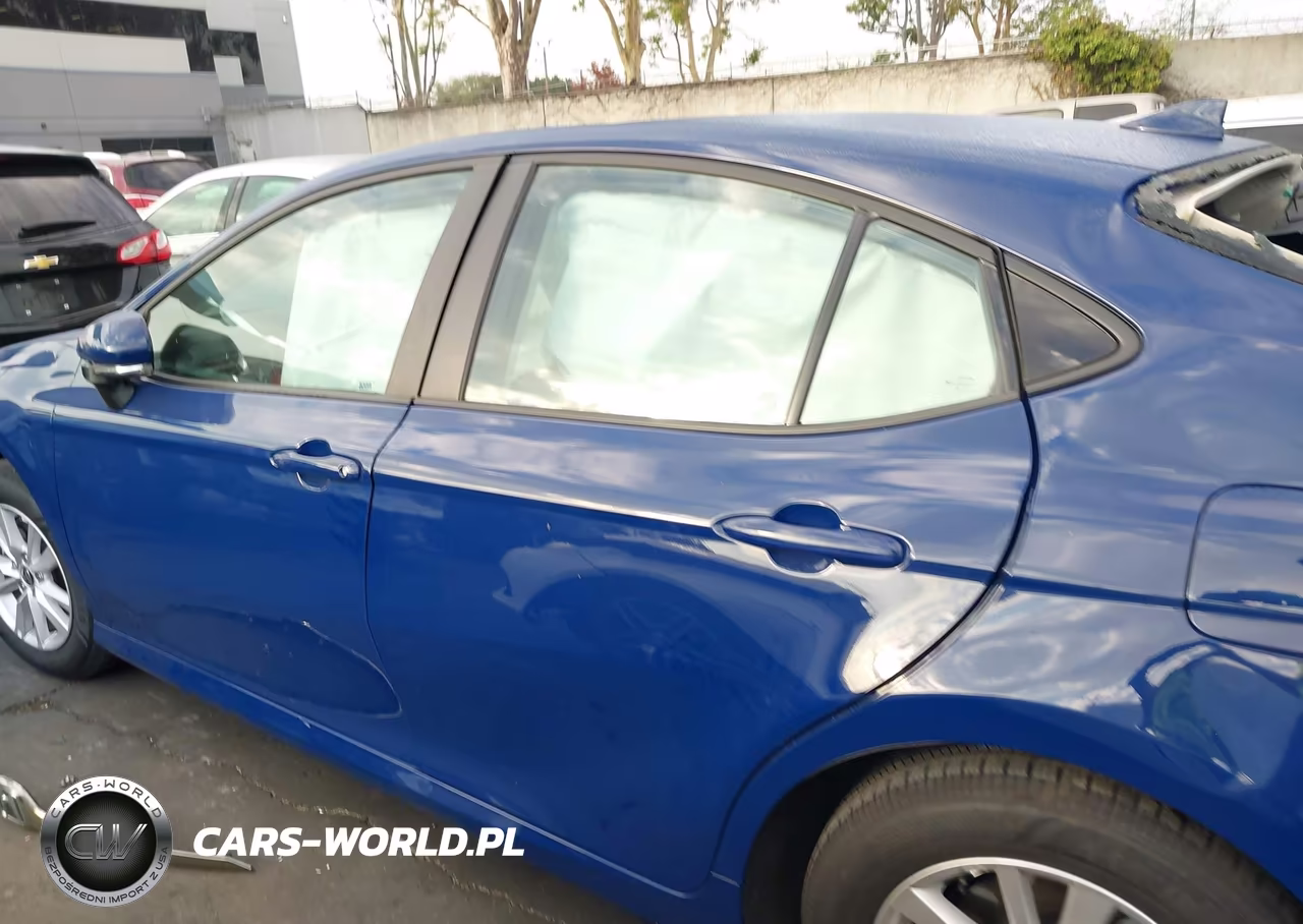 2025 Toyota Camry Le VIN:4T1DAACK7SU206845 - 15