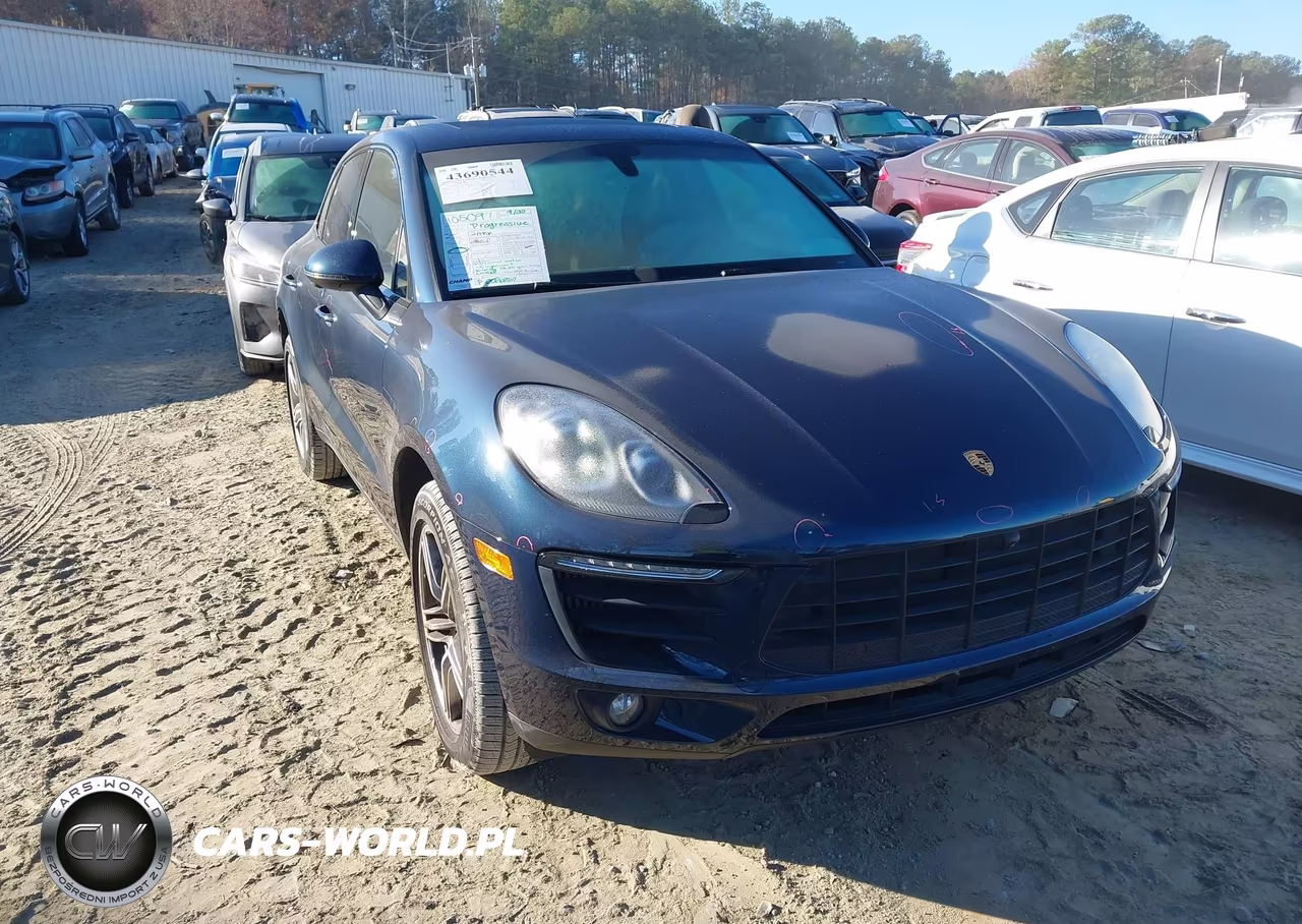 2016 Porsche Macan S
