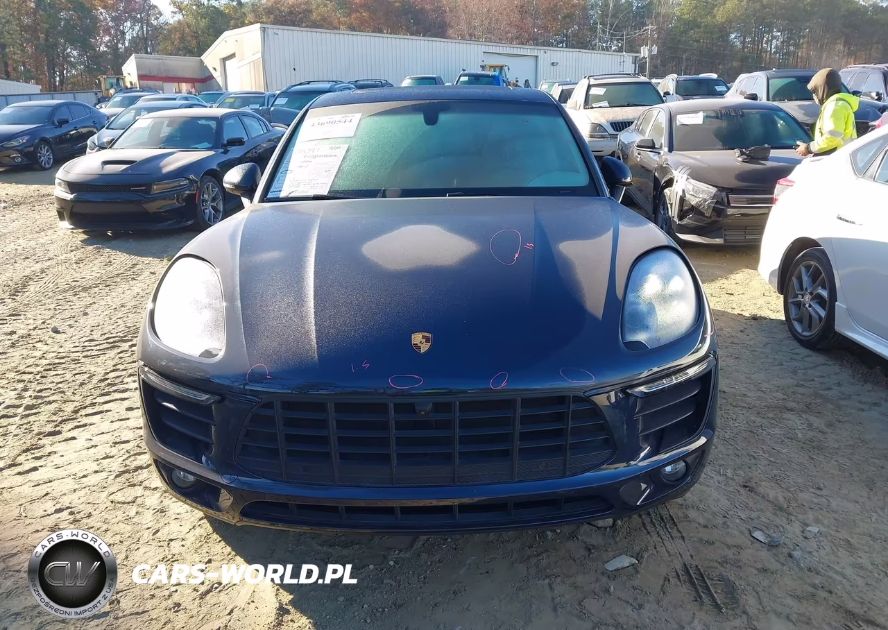 2016 Porsche Macan S VIN:WP1AB2A55GLB53856 - 12