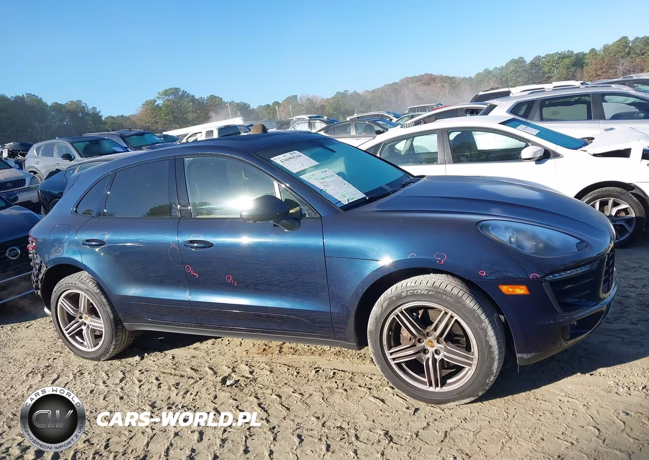 2016 Porsche Macan S VIN:WP1AB2A55GLB53856 - 13