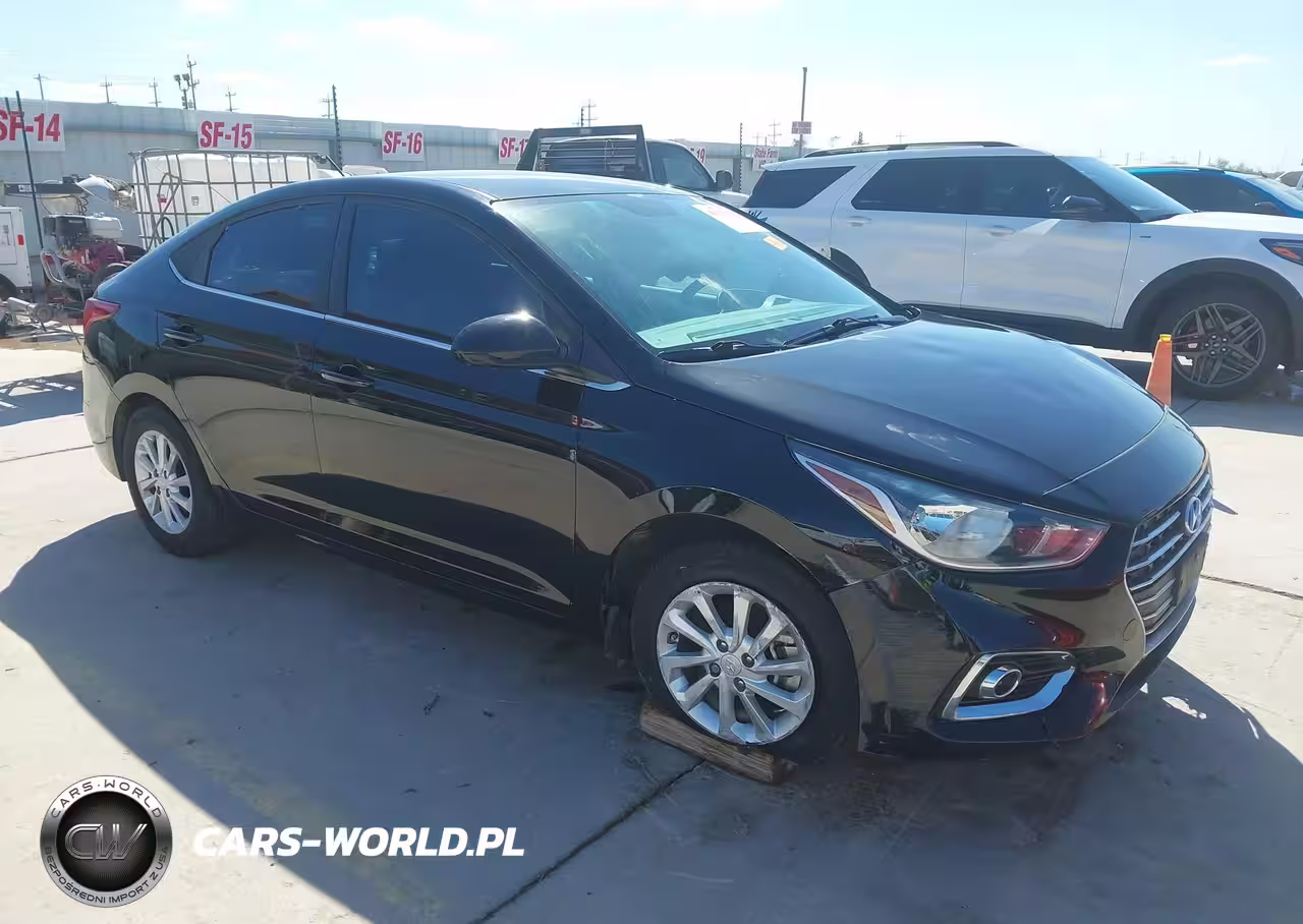 2022 Hyundai Accent Sel