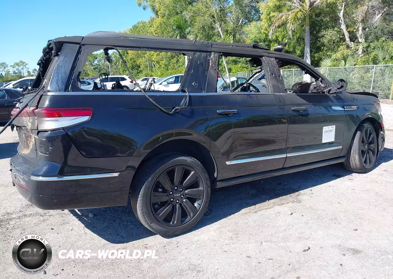 2022 Lincoln Navigator Reserve L VIN:5LMJJ3LT7NEL01277 - 4
