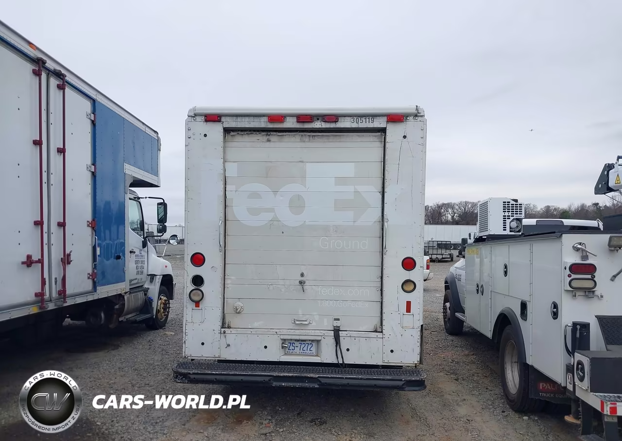 1998 Freightliner Chassis M Line Walk-In Van VIN:4UZA4FF4XWC902633 - 15