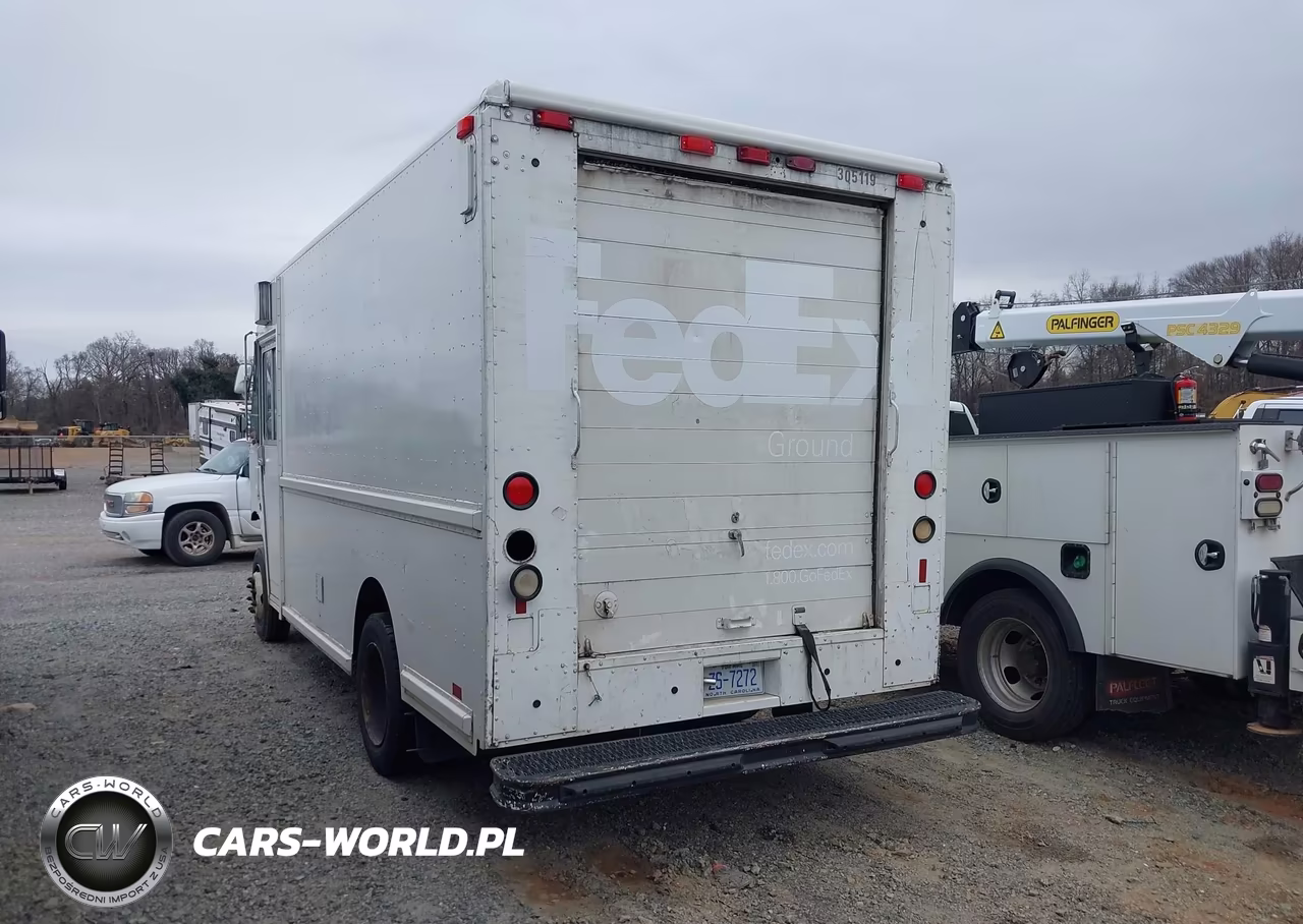 1998 Freightliner Chassis M Line Walk-In Van VIN:4UZA4FF4XWC902633 - 3