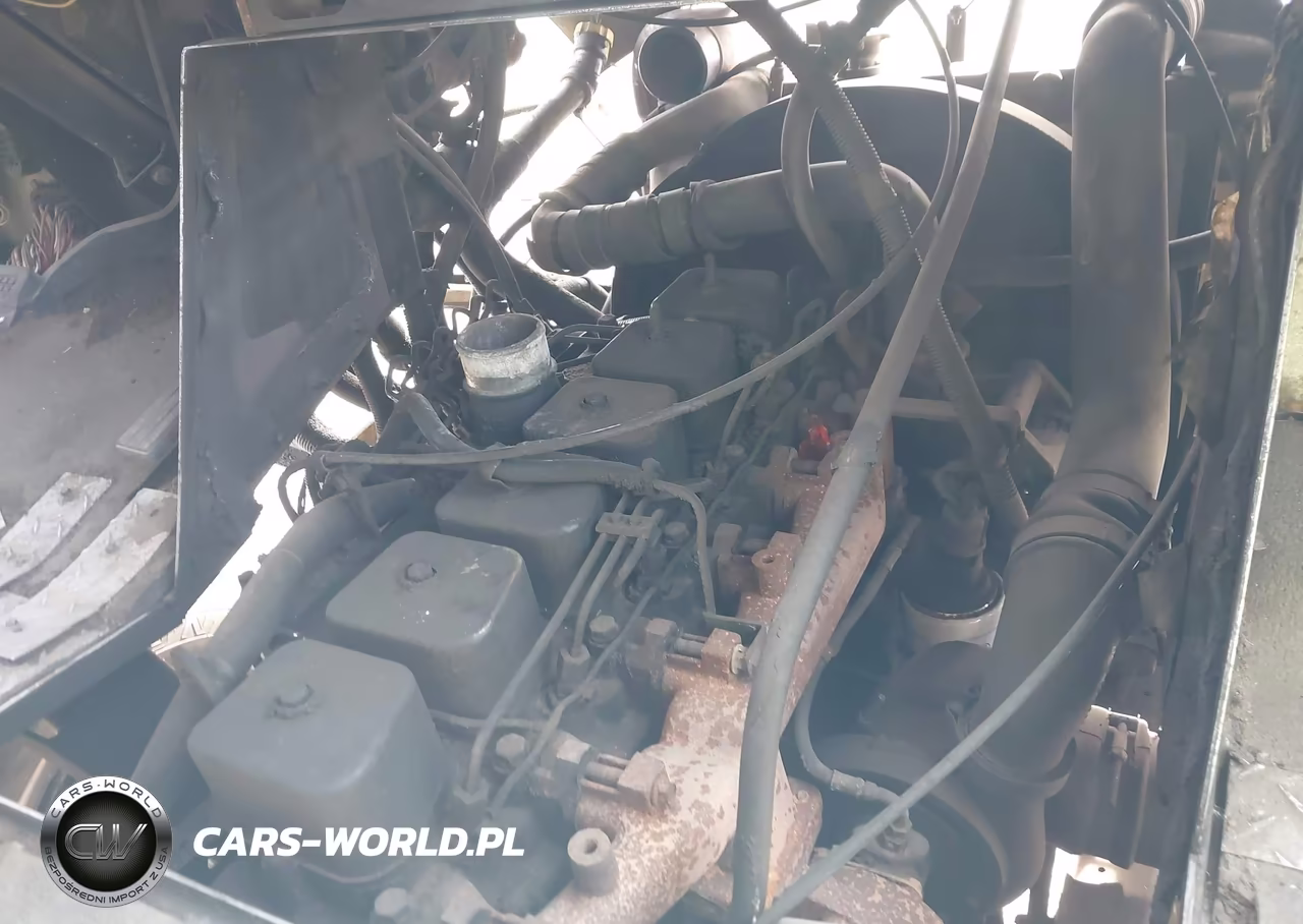 1998 Freightliner Chassis M Line Walk-In Van VIN:4UZA4FF4XWC902633 - 9