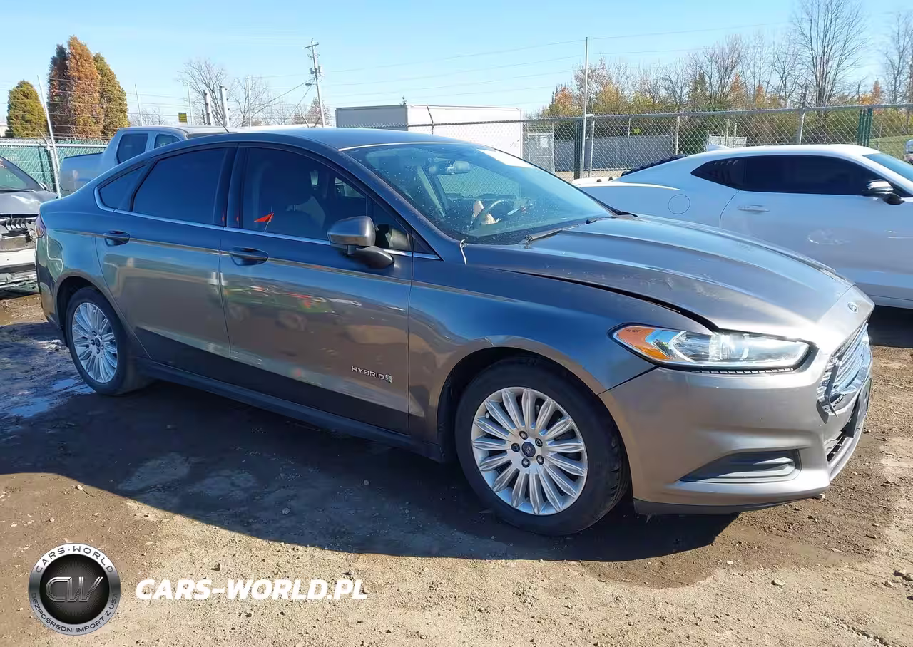 2014 Ford Fusion Hybrid S