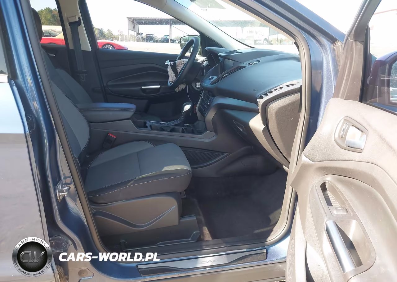 2018 Ford Escape Se VIN:1FMCU0GD7JUC17013 - 5