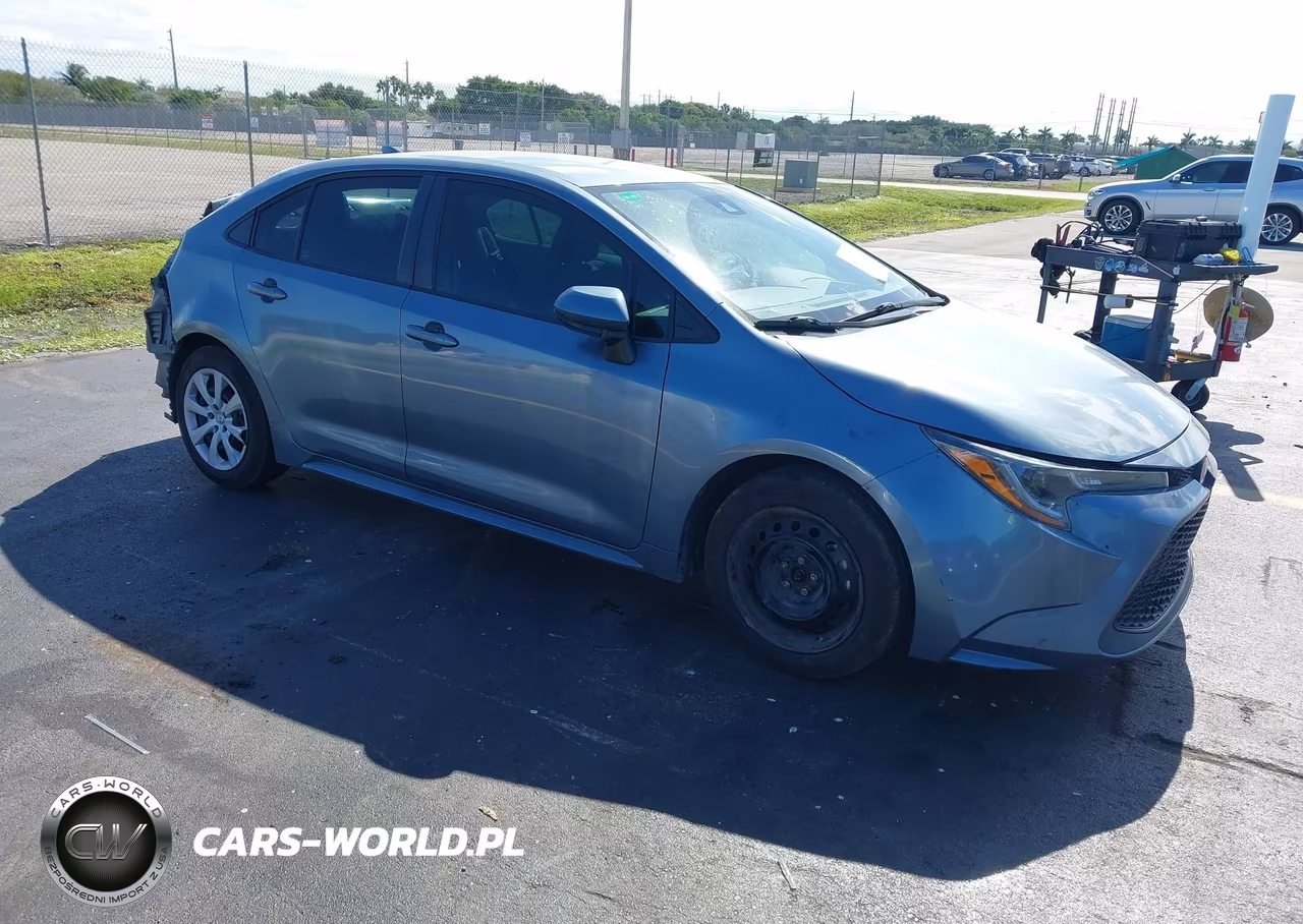 2021 Toyota Corolla Le – zdjęcie 1 z 17