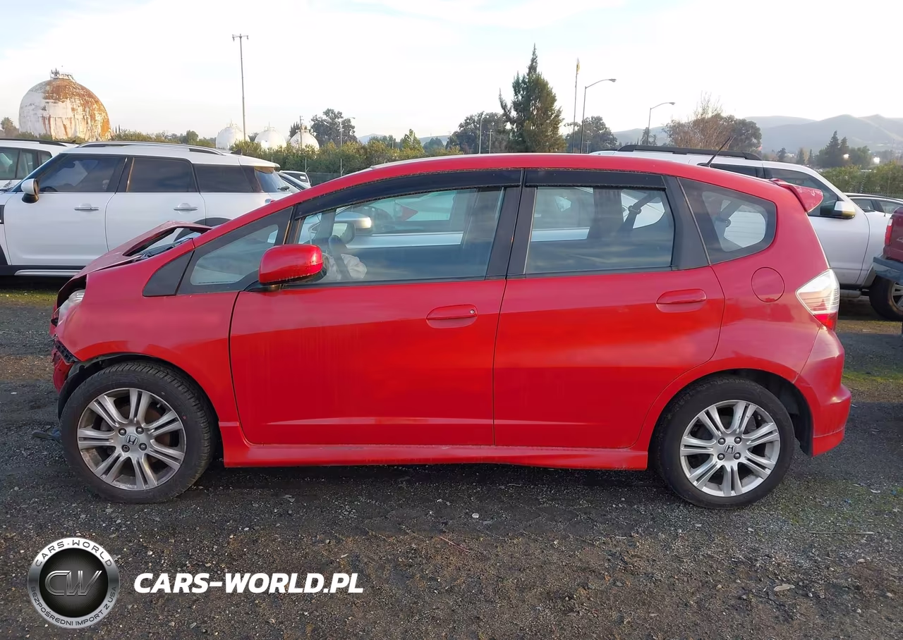 2010 Honda Fit Sport VIN:JHMGE8H41AC029169 - 15