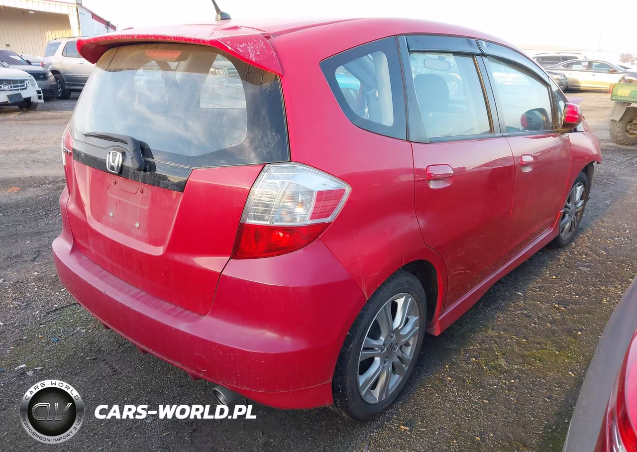 2010 Honda Fit Sport VIN:JHMGE8H41AC029169 - 4