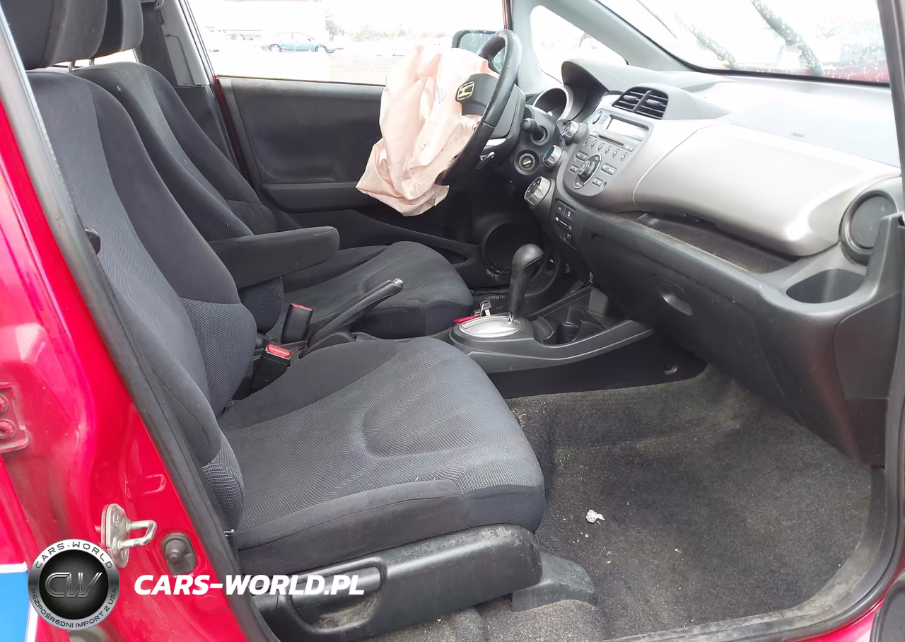 2010 Honda Fit Sport VIN:JHMGE8H41AC029169 - 5
