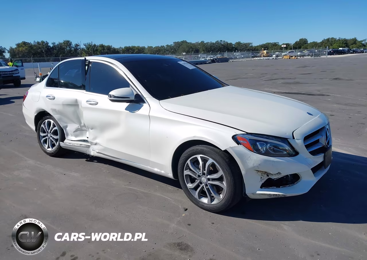 2017 Mercedes-Benz C 300 4Matic – zdjęcie 1 z 19