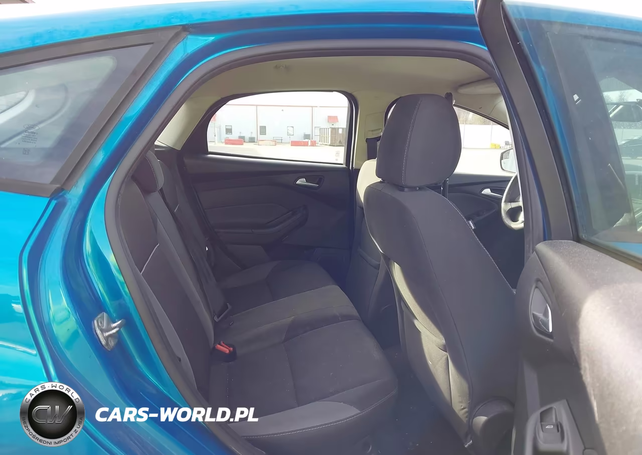 2014 Ford Focus Se VIN:1FADP3K29EL286200 - 8
