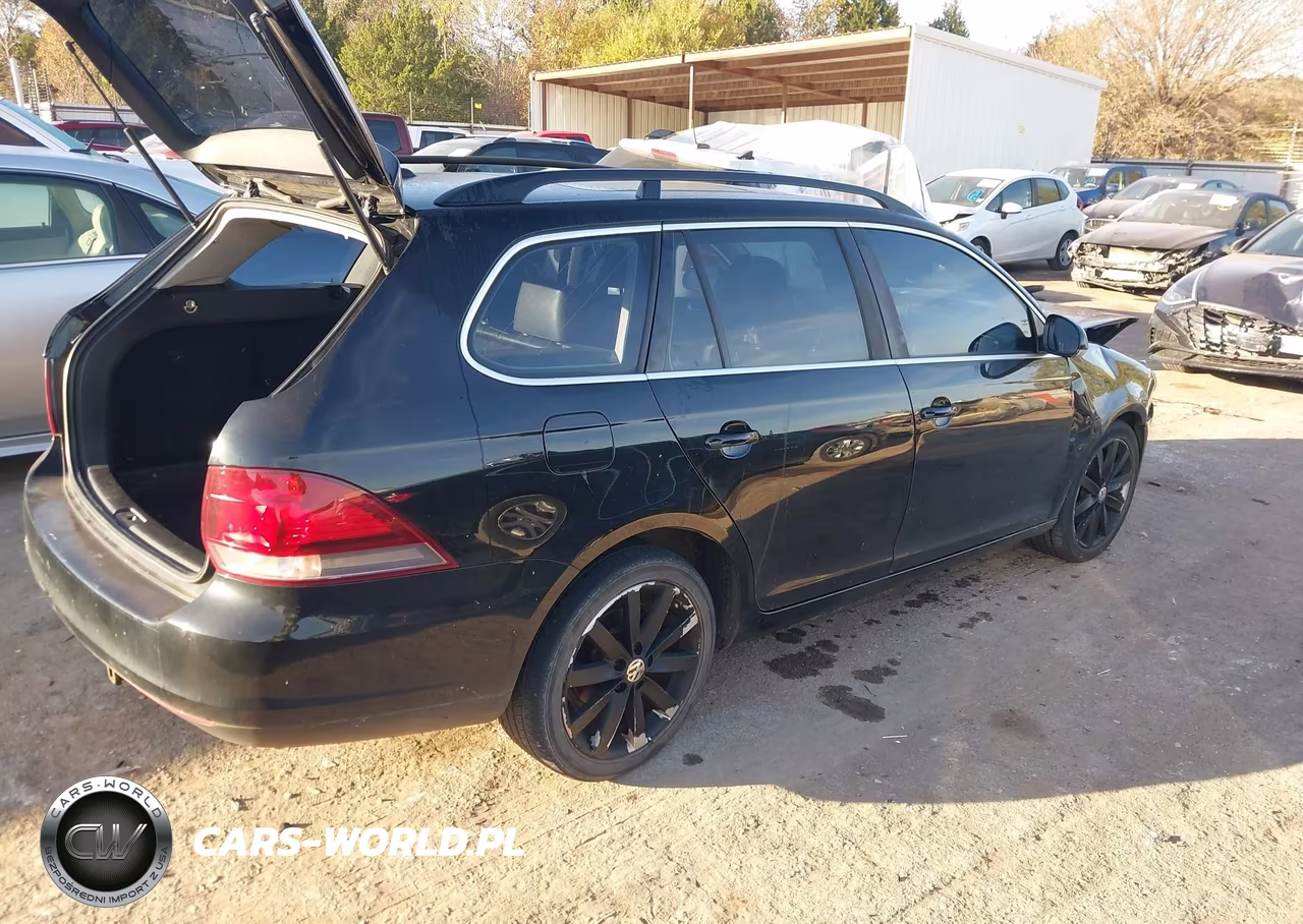 2013 Volkswagen Jetta Sportwagen 2.5L Se VIN:3VWPX7AJ5DM684103 - 4