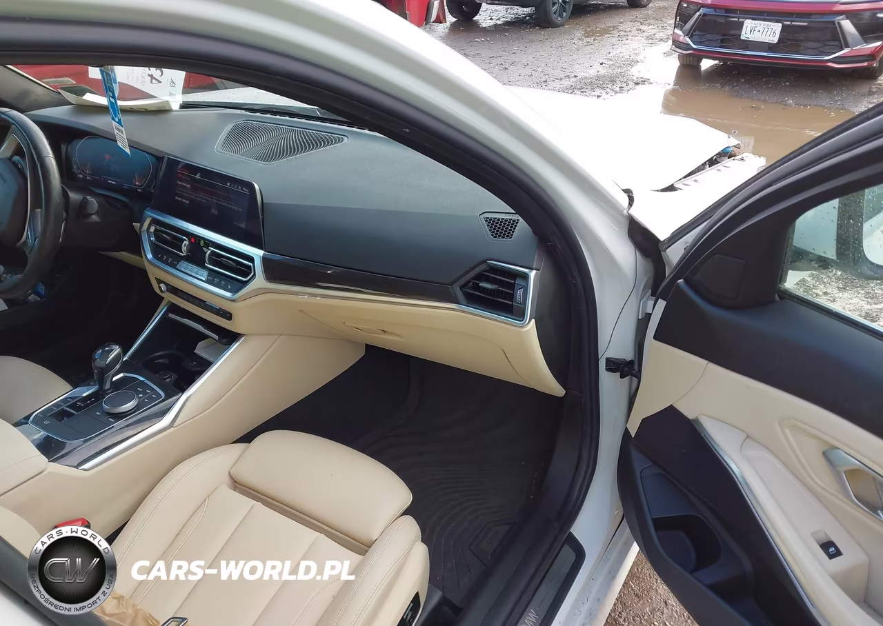 2019 BMW 330I xDrive VIN:3MW5R7J5XK8B00305 - 5