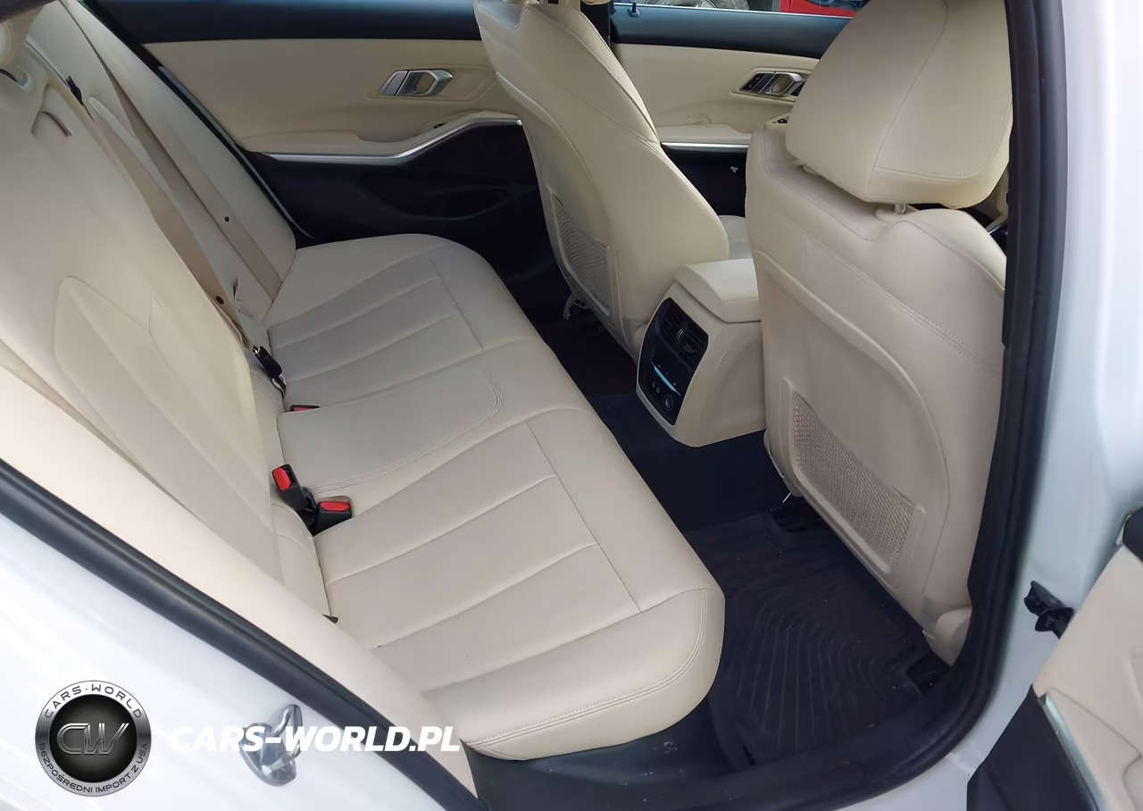 2019 BMW 330I xDrive VIN:3MW5R7J5XK8B00305 - 8