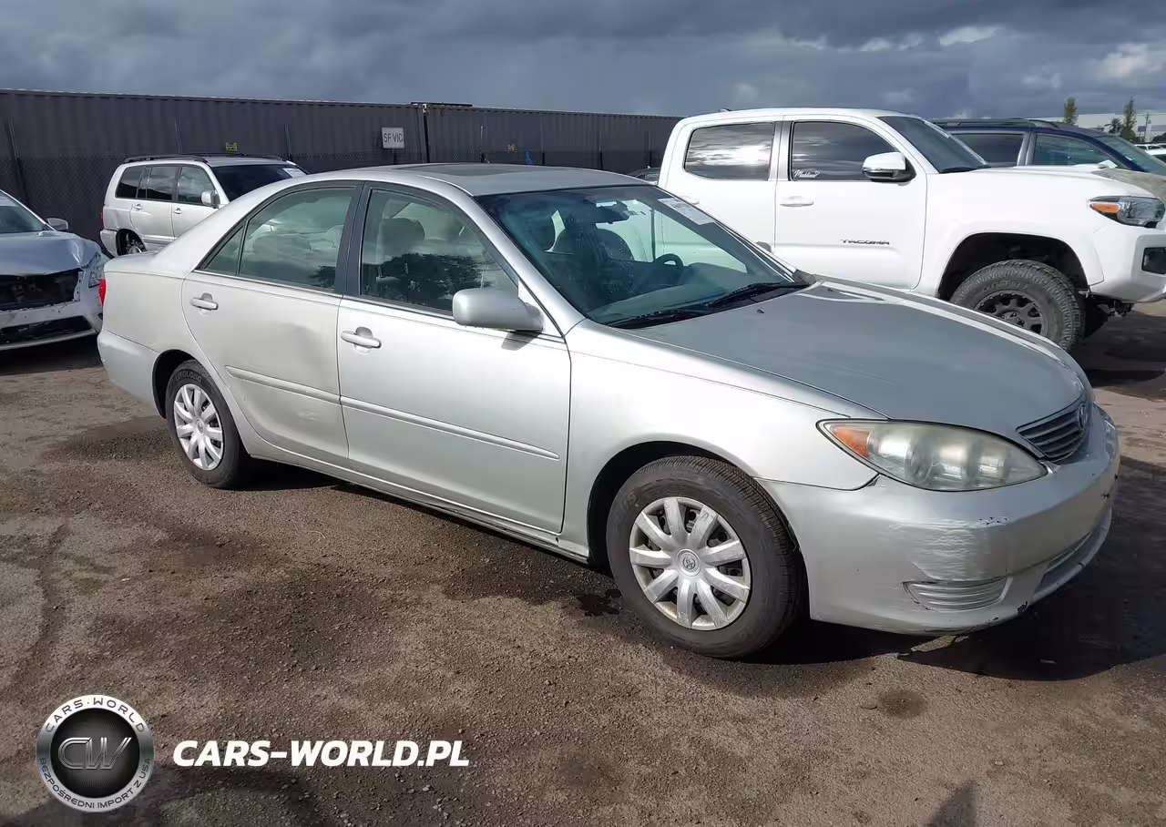2005 Toyota Camry Le