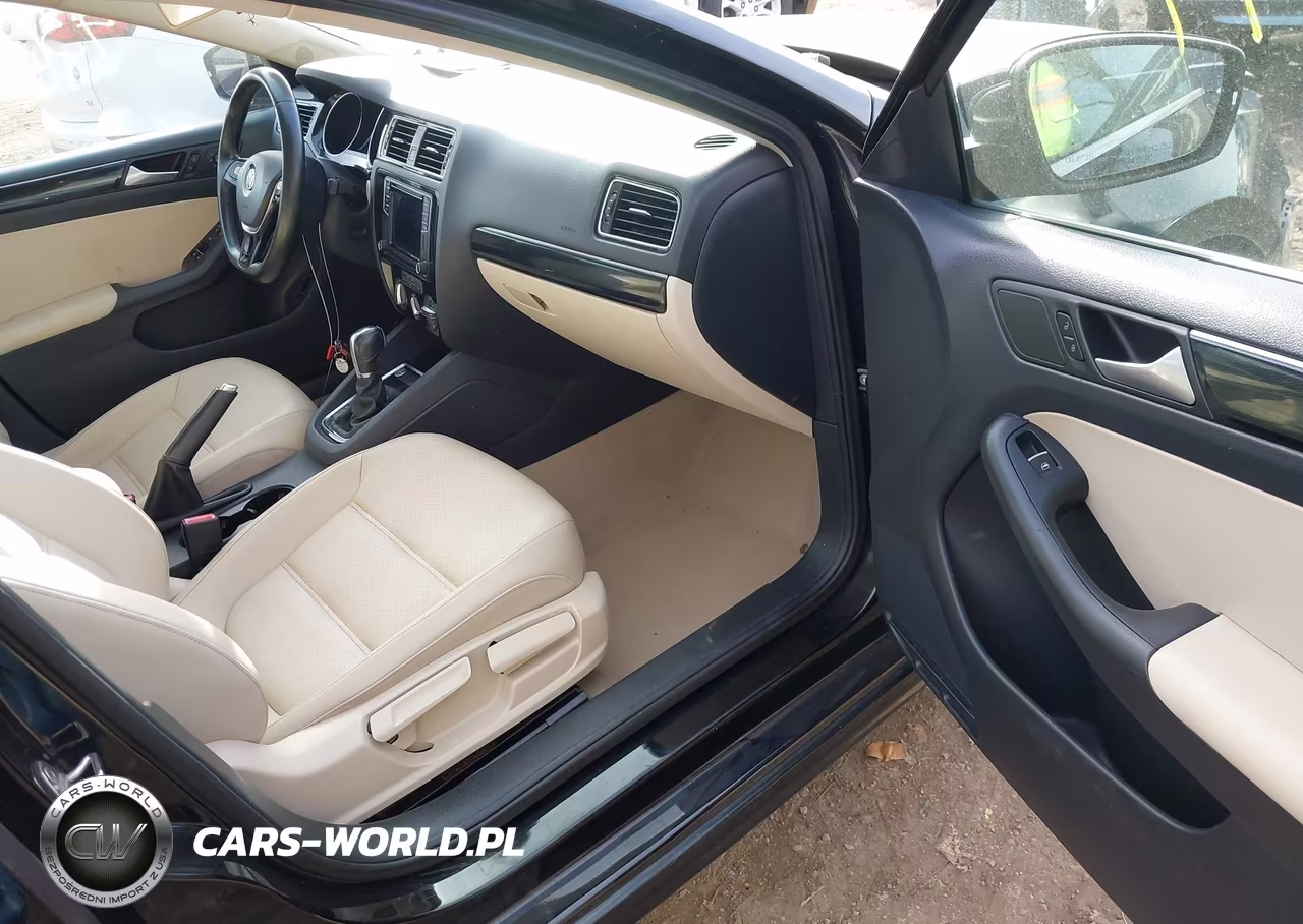2016 Volkswagen Jetta 1.8T Sel VIN:3VWL17AJ3GM222837 - 5