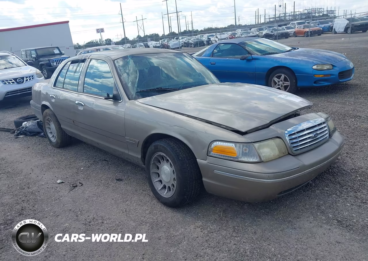 2004 Ford Crown Victoria Lx – zdjęcie 1 z 17