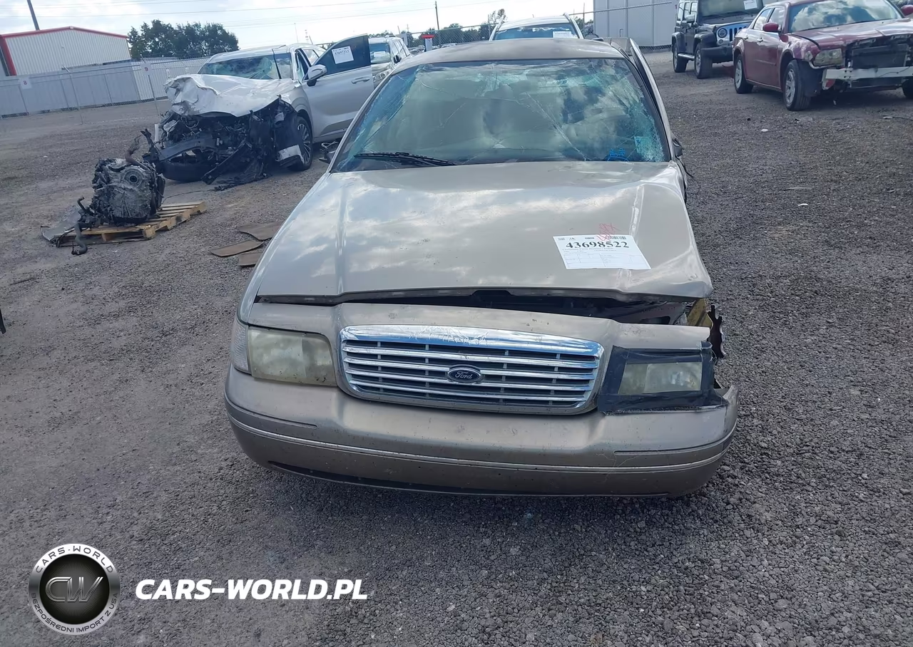 2004 Ford Crown Victoria Lx VIN:2FAFP74W04X160163 - 13