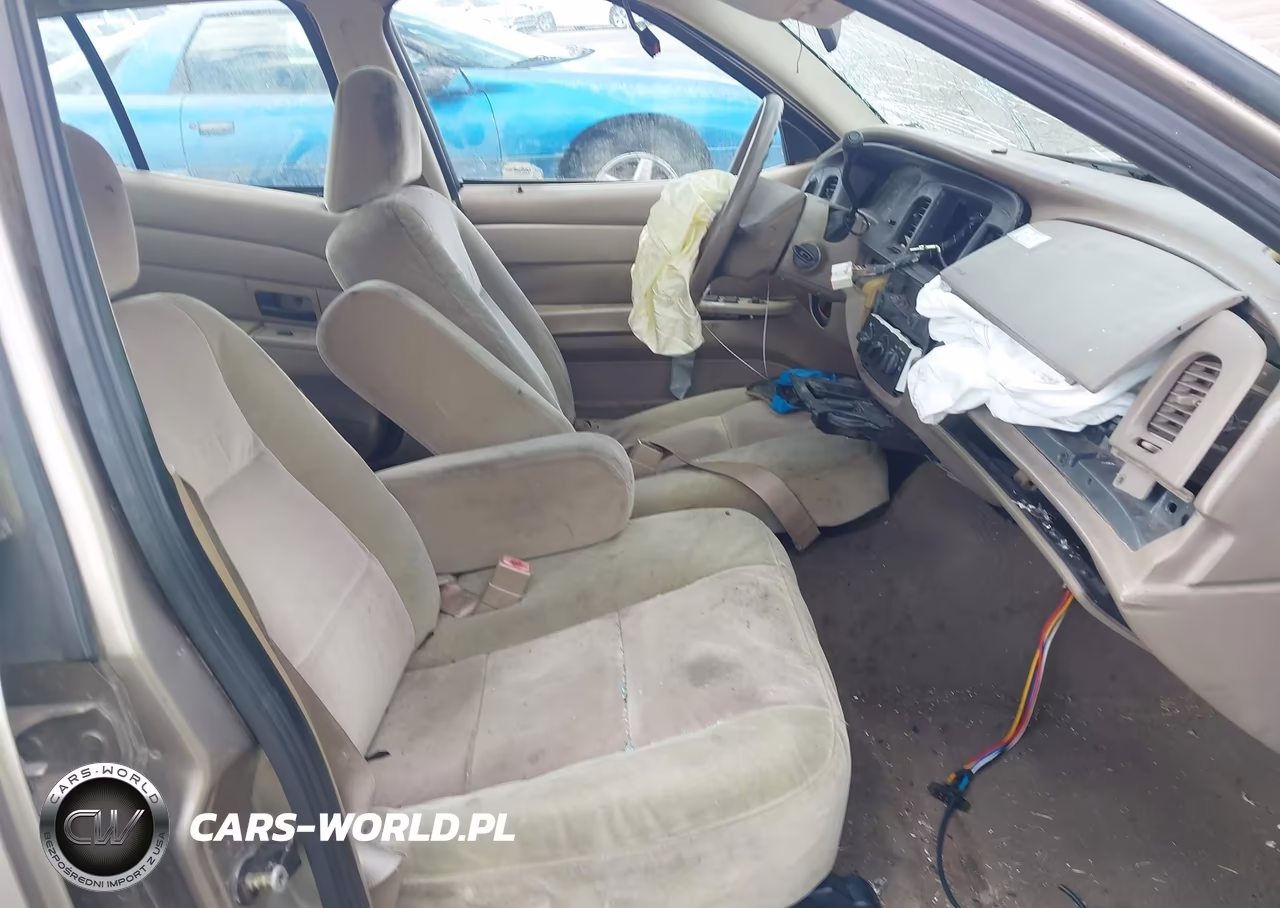 2004 Ford Crown Victoria Lx VIN:2FAFP74W04X160163 - 5
