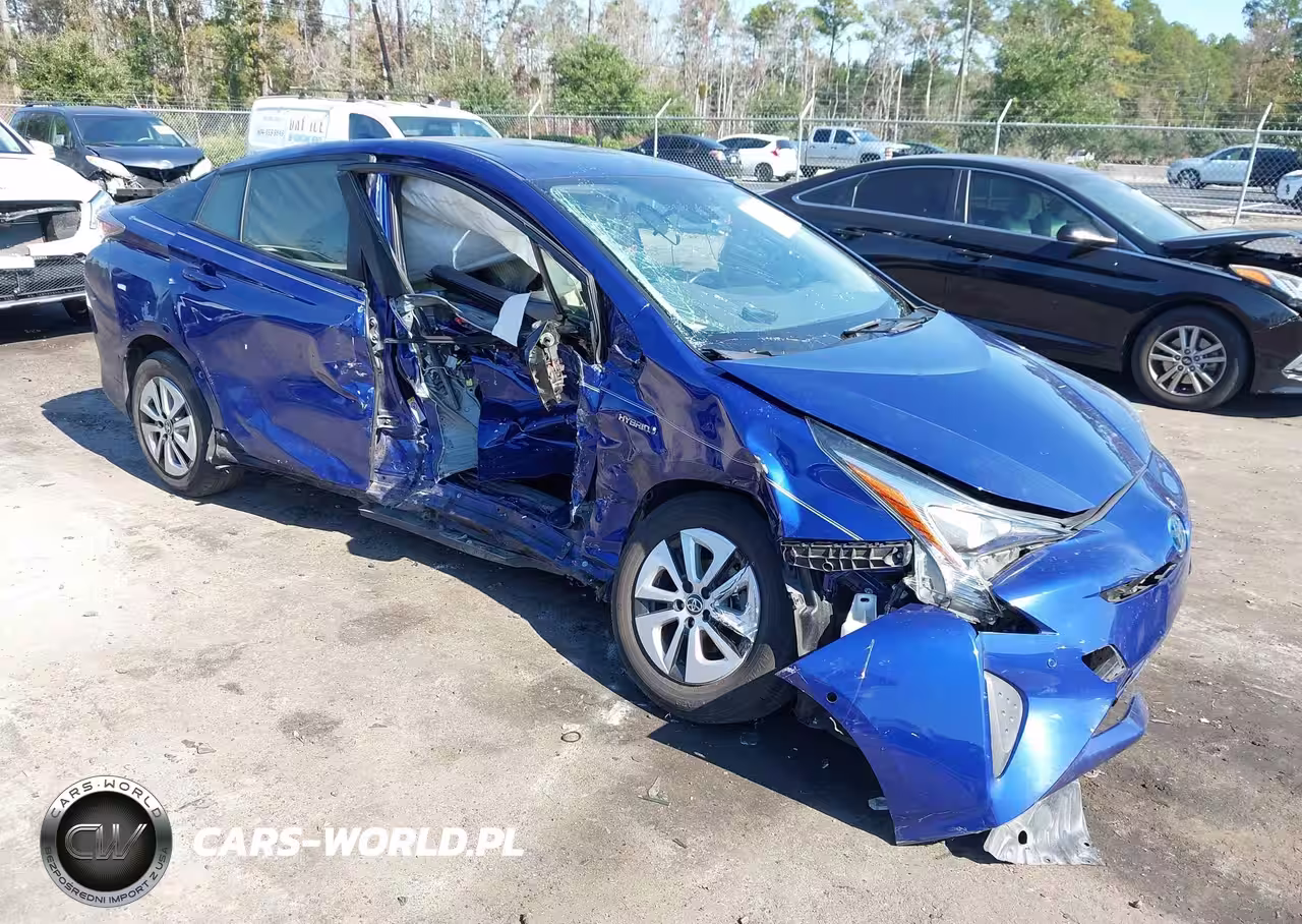 2017 Toyota Prius Three