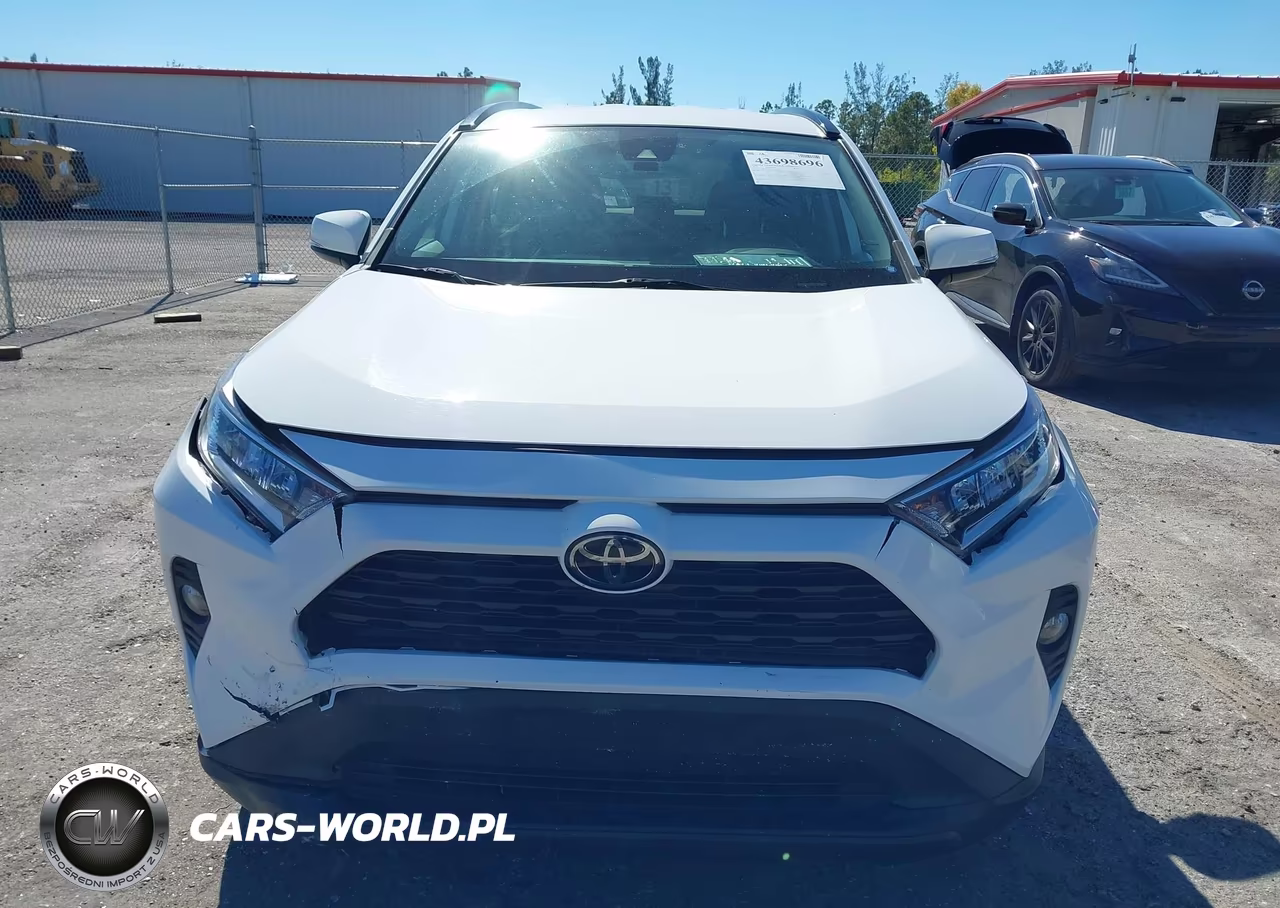 2021 Toyota Rav4 Xle VIN:2T3W1RFV2MC163587 - 12